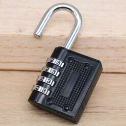 AIDUCHO 2PCS Serrures à Combinaison Cadenas Extérieur Pour L'école Locker Boîte Outils Pad Lock Petit Combo Digit Sports Gate Réinitialisable Code 4 Chiffres Casier Exterieur Serrure Clé (Noir) 8 AIDUCHO 2PCS Serrures à Combinaison Cadenas Extérieur Pour L'école Locker Boîte Outils Pad Lock Petit Combo Digit Sports Gate Réinitialisable Code 4 Chiffres Casier Exterieur Serrure Clé (Noir) -Optimal Serrures Magasin 32752450 4